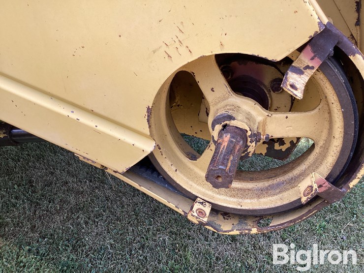 1986-new-holland-tr86-image-19