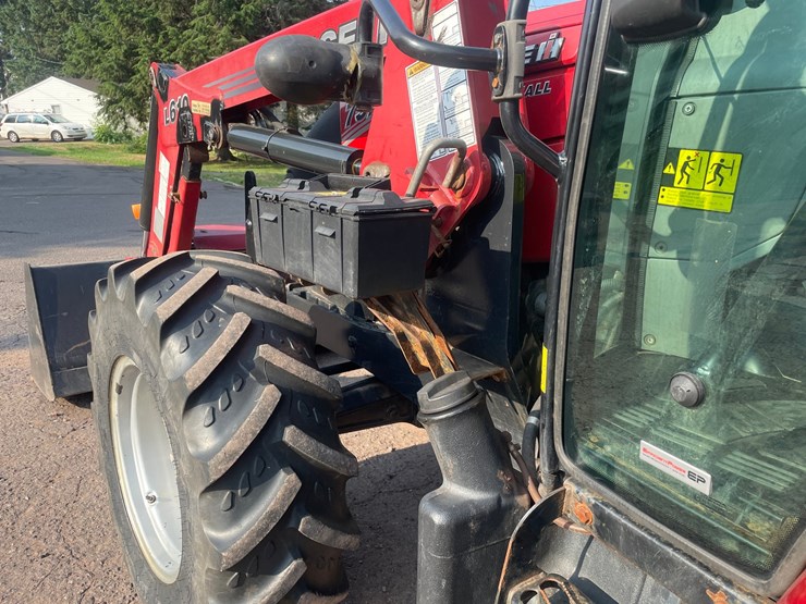 2019-case-ih-farmall-75a-image-24