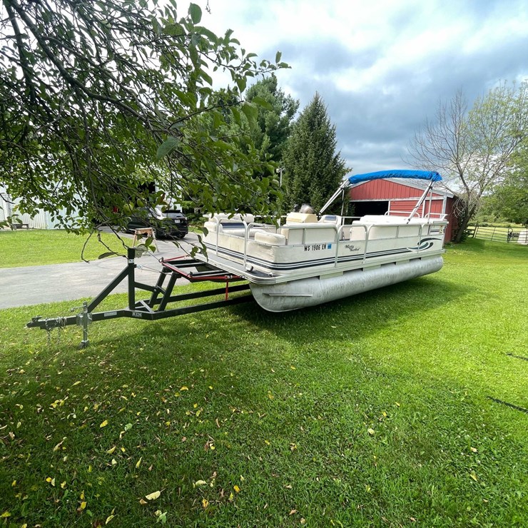 #320 • 1999 Misty Harbor Pontoon Boat (Has WI Title) (New London, WI)