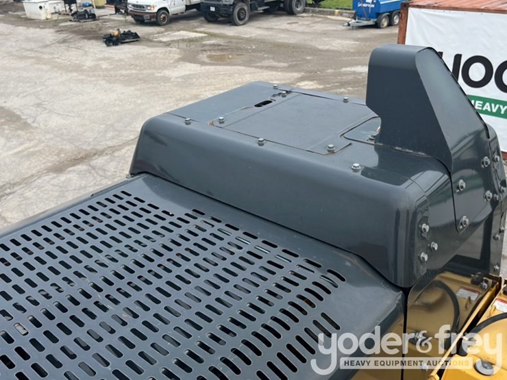 2018-komatsu-pc490-lc-11-image-22