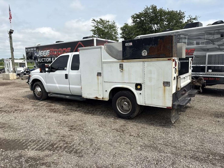 2015-ford-f350-image-2