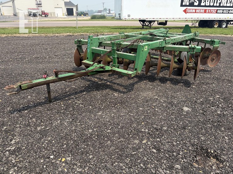 john-deere-offset-disc-774-image-1