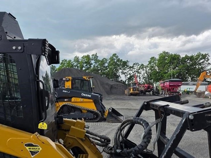 2022-caterpillar-299d3-xe-image-11