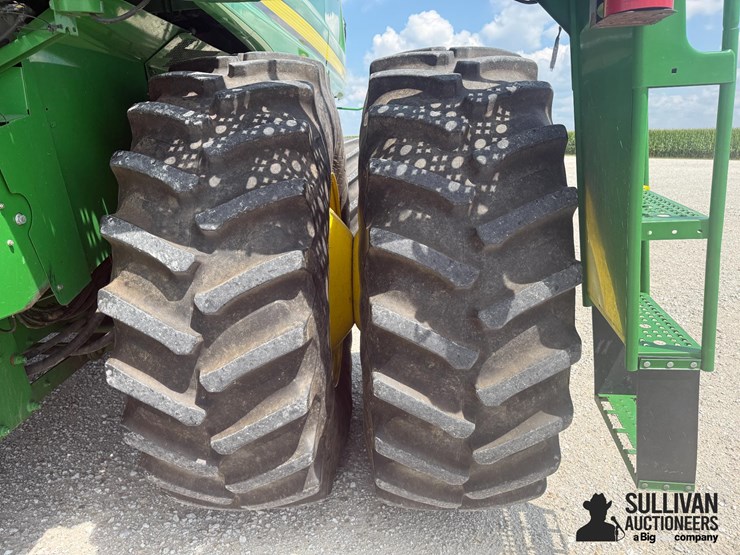 2012-john-deere-9770-sts-image-15