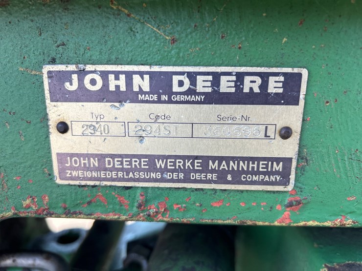 john-deere-2940-image-10