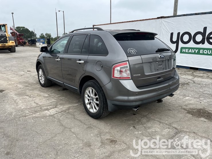 2010-ford-edge-image-4