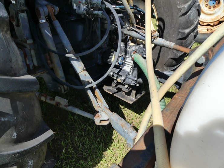 new-holland-ts110-image-7