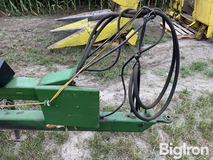 john-deere-3960-image-11