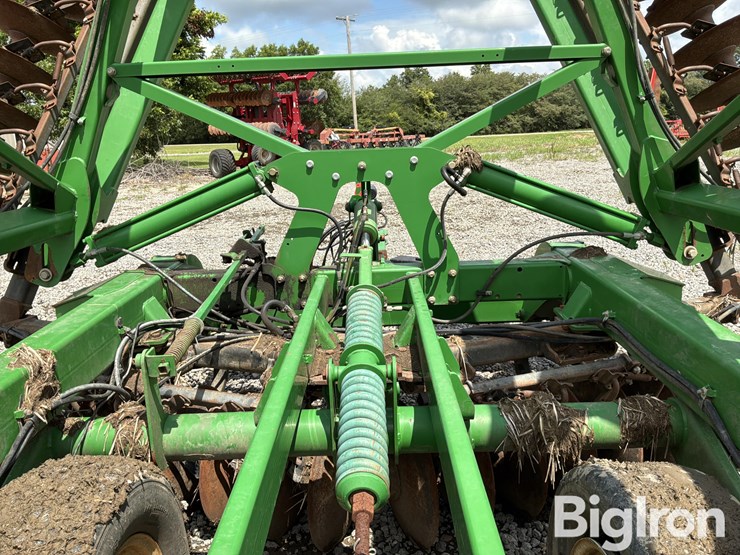 john-deere-2623-image-17