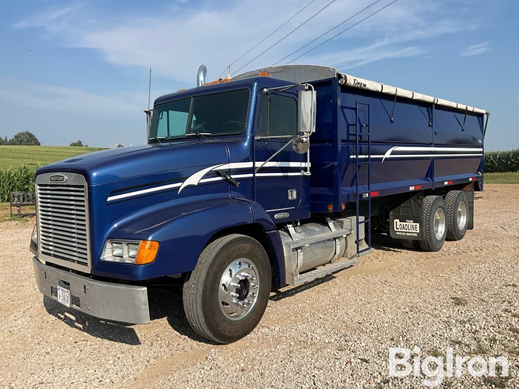 2003-freightliner-fld112-image-1