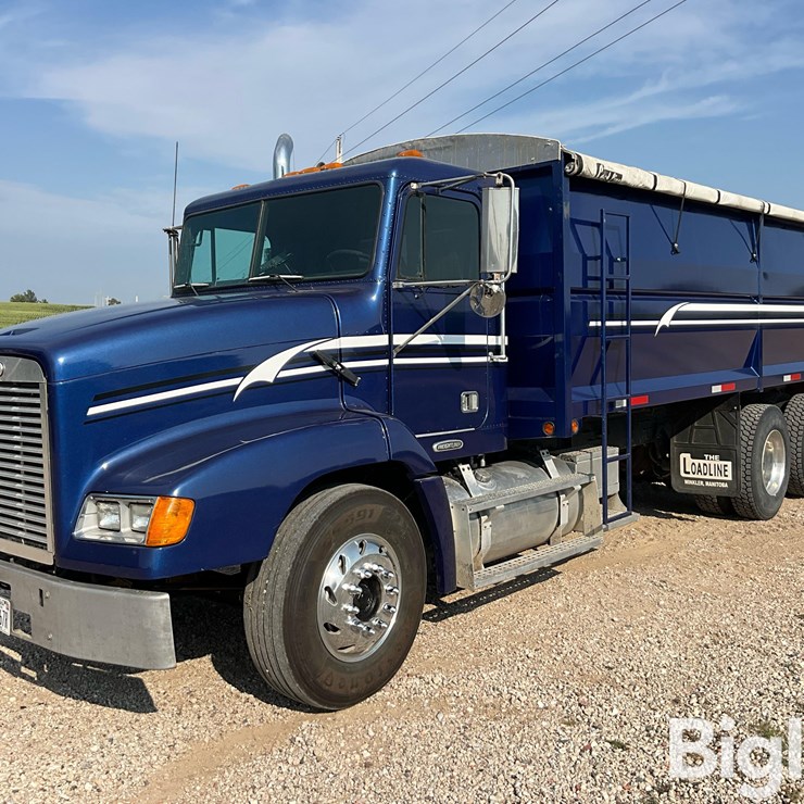 2003 FREIGHTLINER FLD112