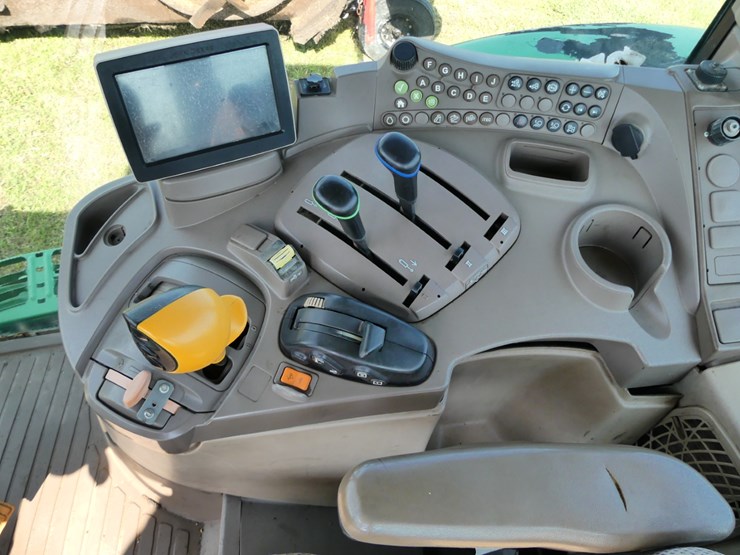2013-john-deere-6170r-image-12
