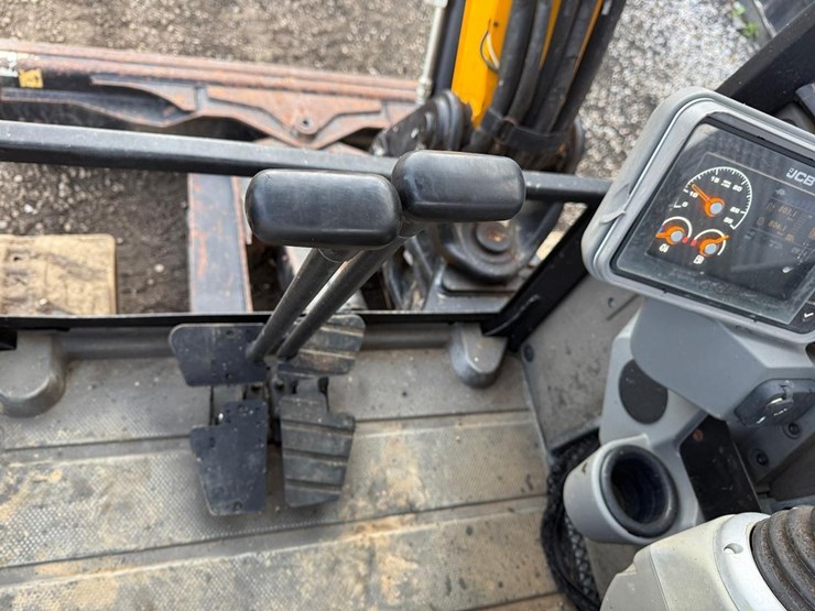 2022-jcb-50z-1-image-20
