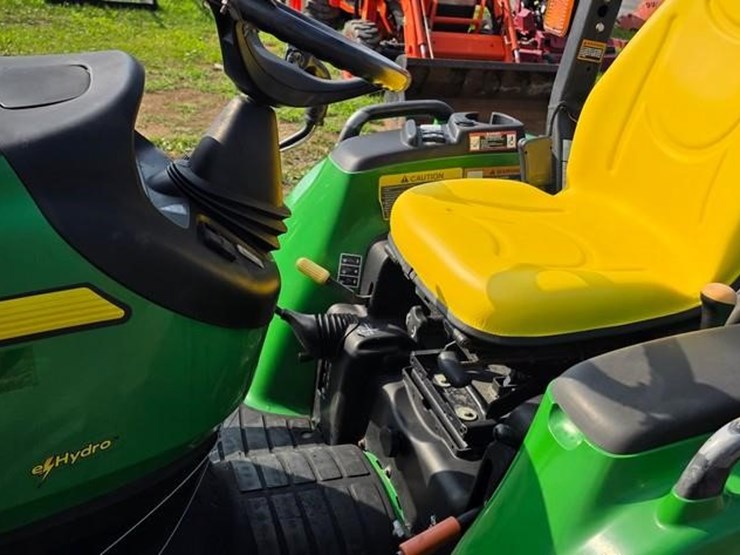 2013-john-deere-3520-image-49
