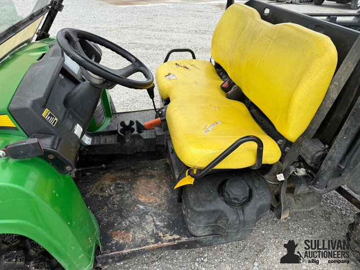 john-deere-825-image-14