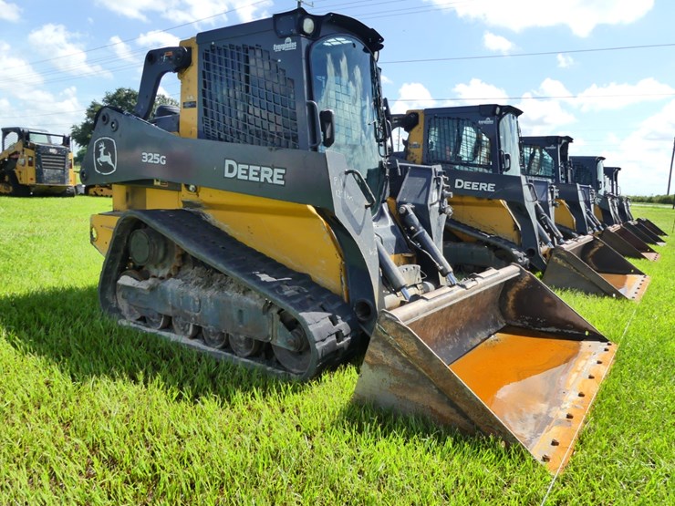 2024-deere-325g-image-2