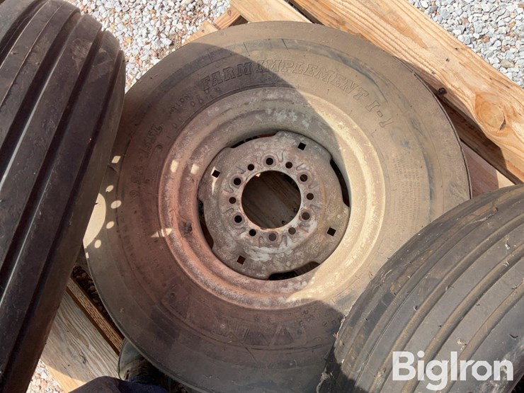 9.5l-15sl-implement-tires-&-rims-image-13