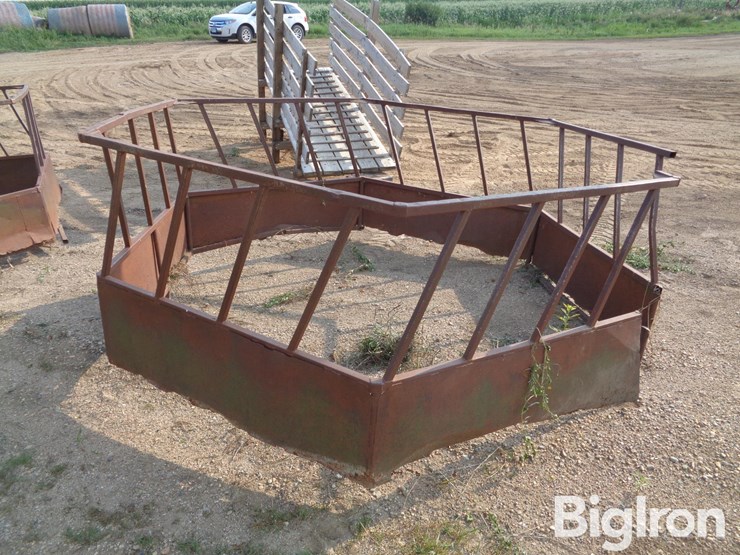 round-bale-feeder-image-7