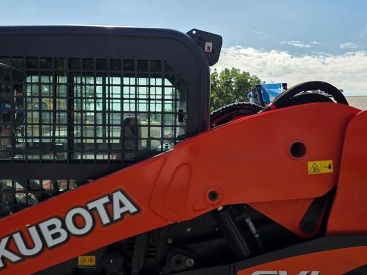 kubota-svl75-2-image-16
