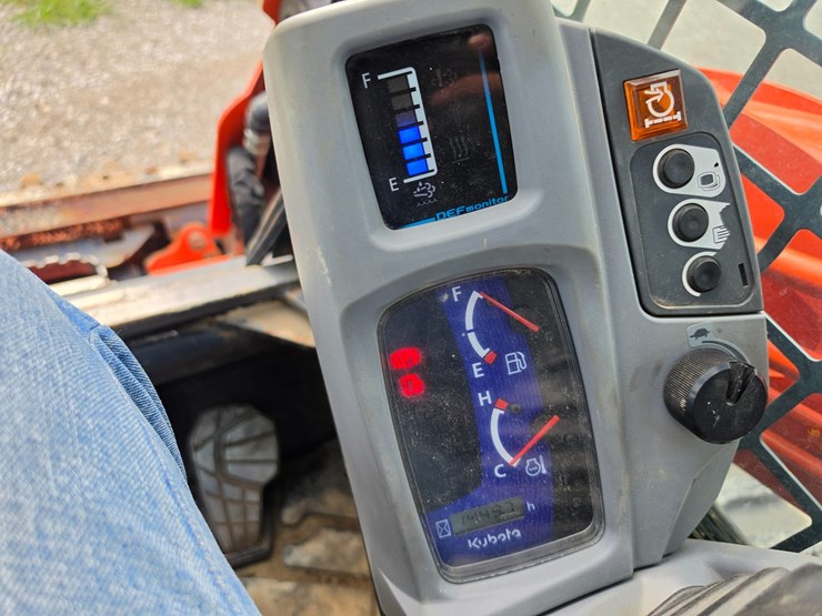 2018-kubota-svl95-2s-image-28