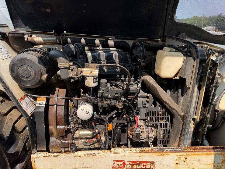 bobcat-v417-image-12