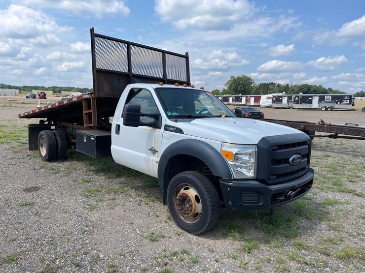 2013-ford-f550-image-3