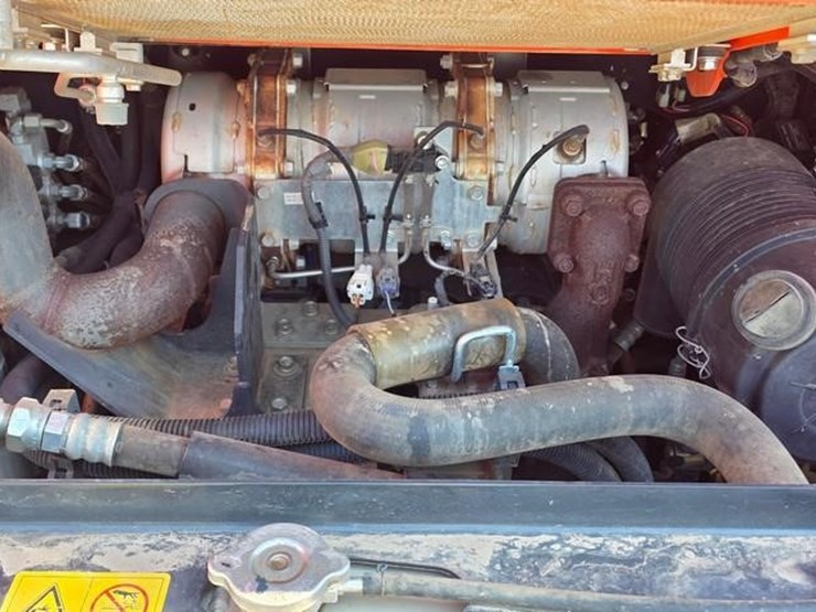 kubota-svl75-2-image-41