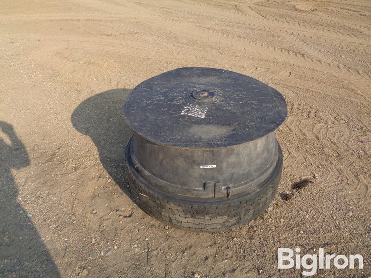 cattle-mineral-feeder-image-1