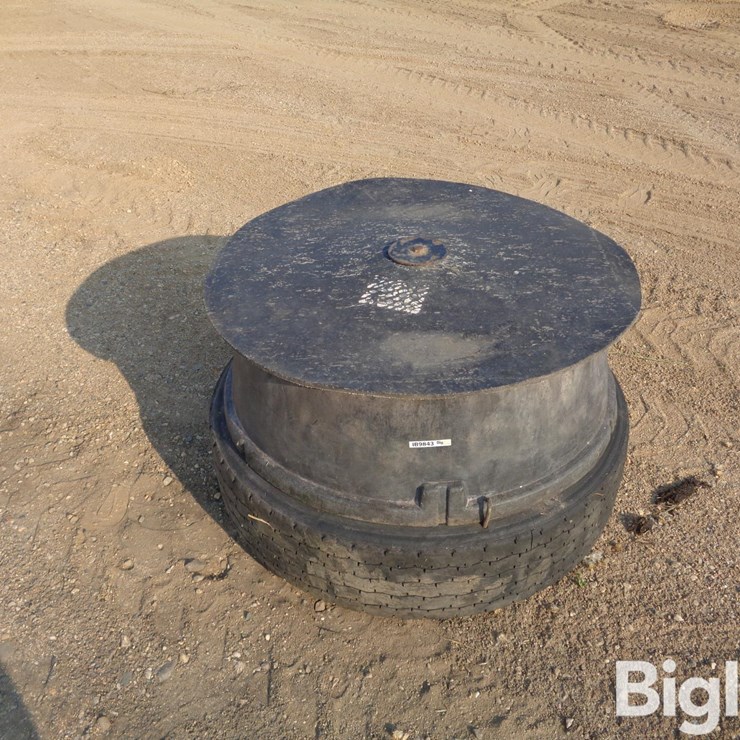 Cattle Mineral Feeder