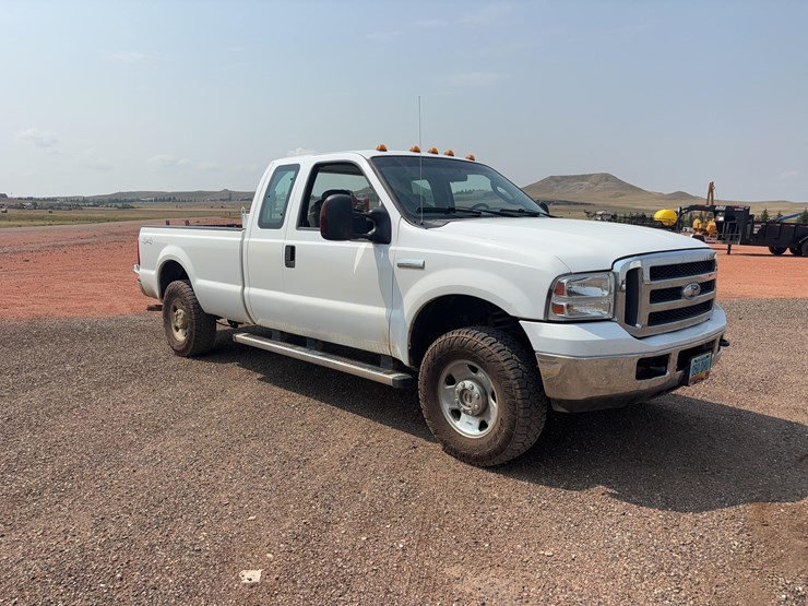 2005-ford-f250-image-3