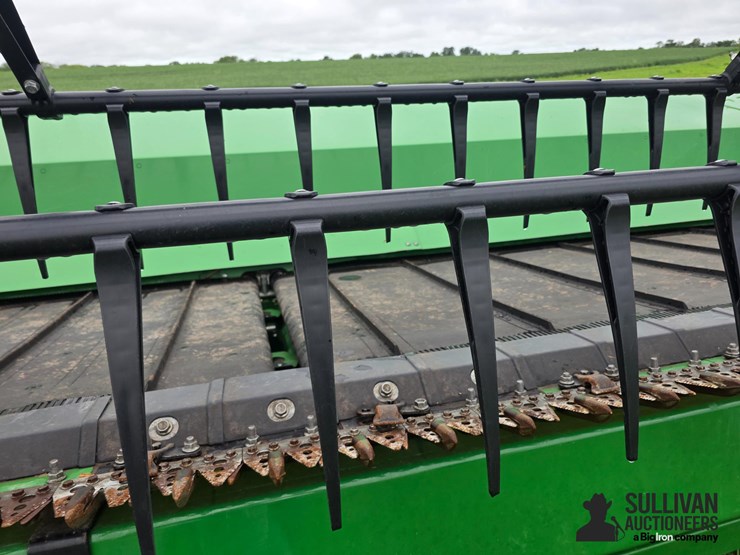 2021-john-deere-rd45f-hydraflex-draper-head-image-19