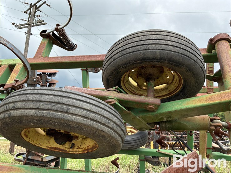 john-deere-726-image-18