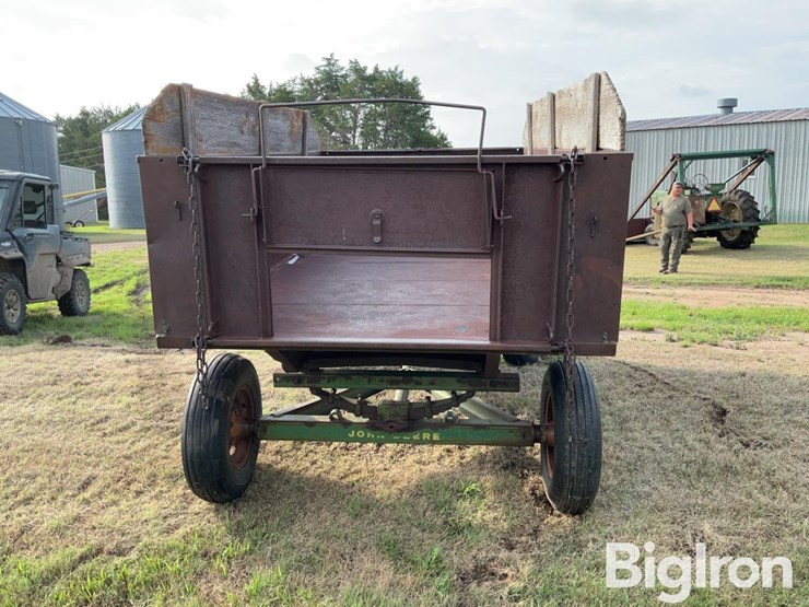 john-deere-11-image-6