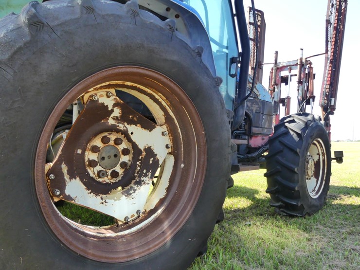 new-holland-ts110-image-9