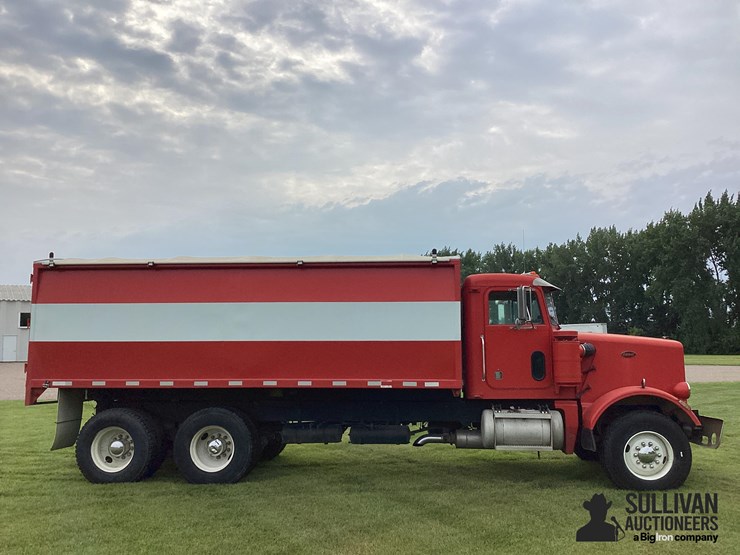 1986-peterbilt-349-image-4