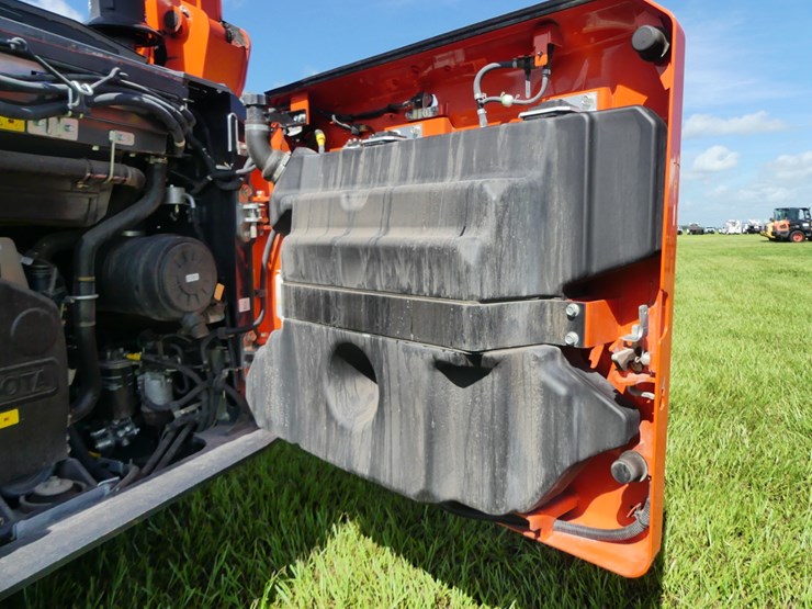 2024-kubota-svl75-3-image-10