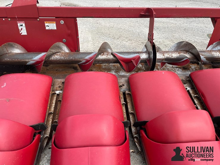 case-ih-2212-image-16