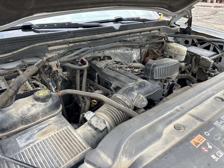 2015-gmc-k3500-image-18