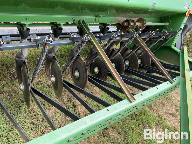 john-deere-8300-image-14
