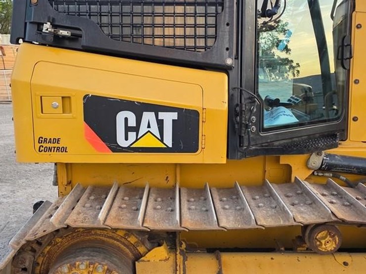 2017-caterpillar-d5k2-xl-image-33