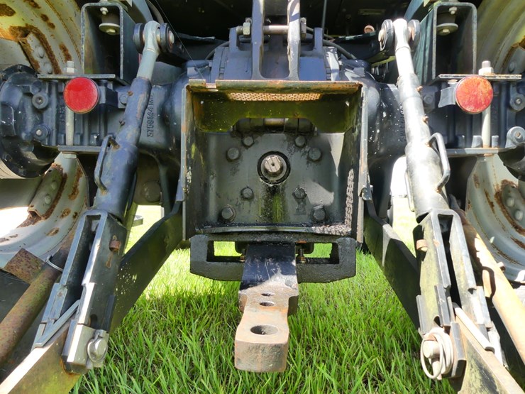 massey-ferguson-4243-image-8