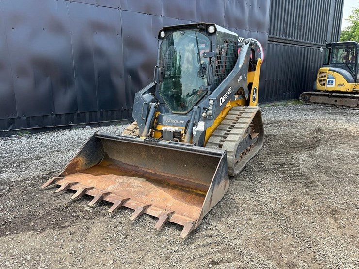 2021-deere-317g-image-8