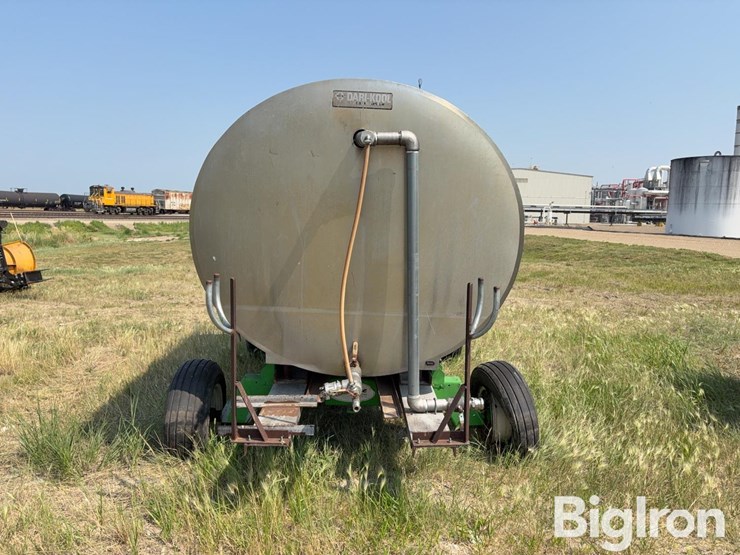 stainless-1500-gal-ss-tank-on-running-gear-image-6