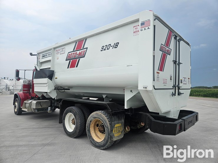 2020-peterbilt-389-image-7