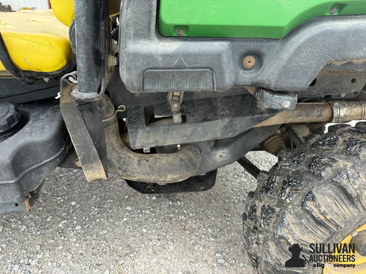 john-deere-825-image-16
