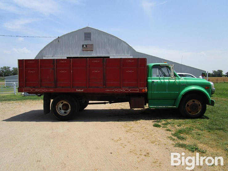 1969-chevrolet-c50-image-4