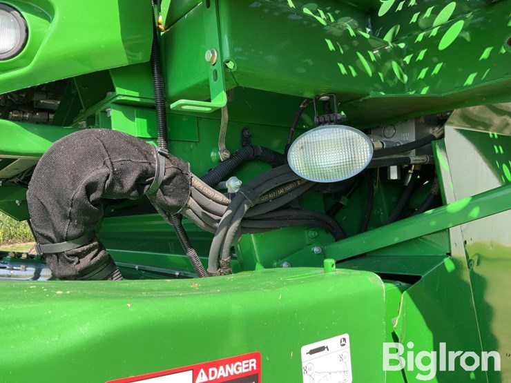 2014-john-deere-s660-image-18