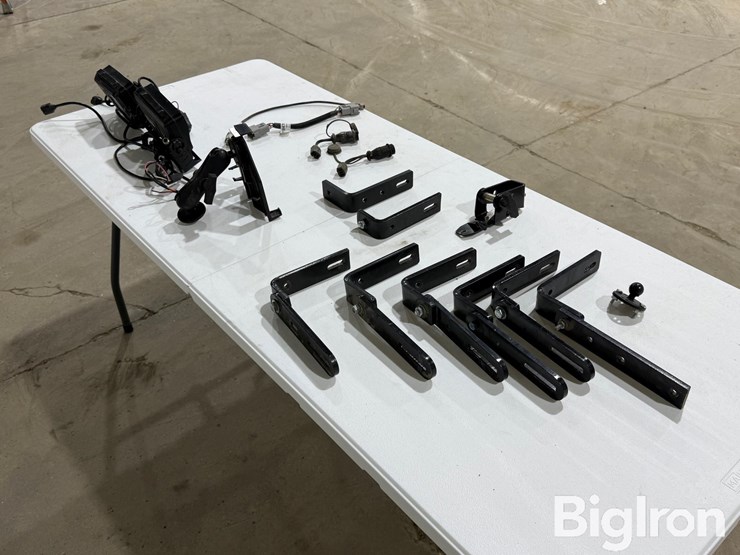 john-deere-cab-mounting-brackets-&-cab-accessories-image-5