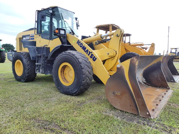 komatsu-wa320-image-2