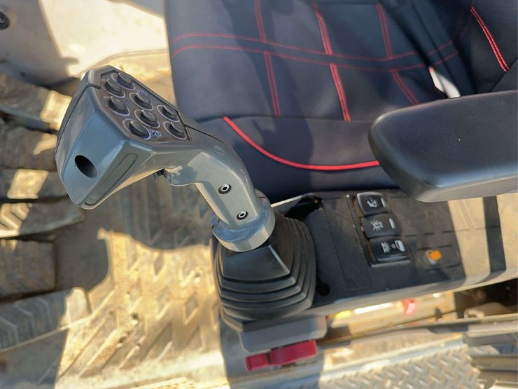 2018-volvo-ec220el-image-34